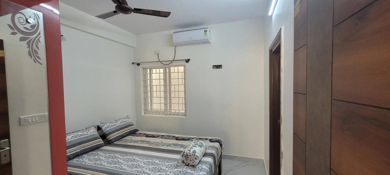 Апартаменти Castle Hsr Sarjapur Road Бенґалуру Екстер'єр фото